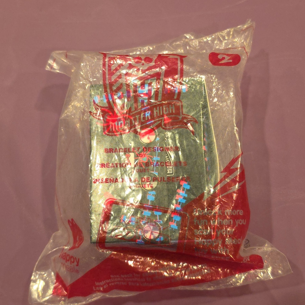 🐭♡2015 Monster High Happy Meal Toy